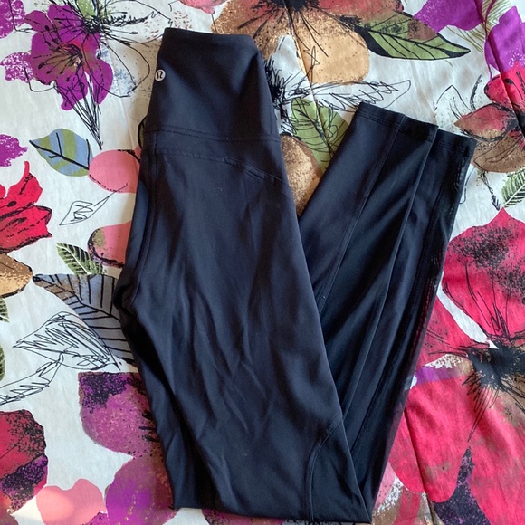 Lululemon Mastered Motion High-Rise Tight - Picture 5 of 11